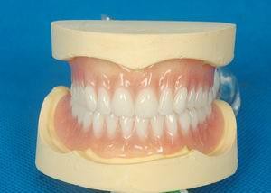 Dentura ta 'Valplast Dentali Sikura u bla ħsara